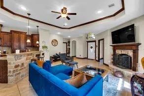 Lake Conroe Escape Perfect for long term stays - Image 2