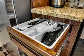 Lake Conroe Escape Perfect for long term stays - Image 3