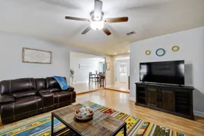 Alamo Ranch Casita - Image 2