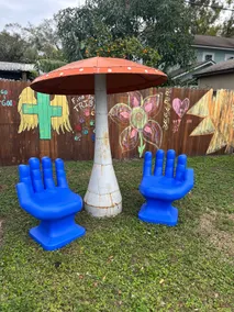 Retro Dream Near Clearwater Beach & Pet Friendly - Image 4