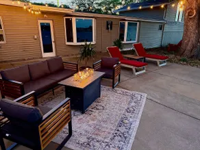 Awesome 3 Bedroom River Front Retreat! - Image 2