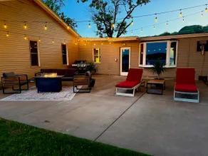 Awesome 3 Bedroom River Front Retreat! - Image 3