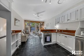 KozyGuru | Glebe | Cozy 2 Bedroom Terrace House - Image 4