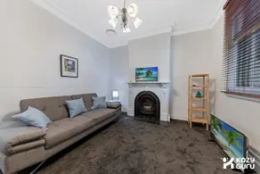 KozyGuru | Glebe | Cozy 2 Bedroom Terrace House - Image 3