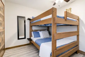 Spring Promo! Free SDC Shuttle-King&Queen beds - Image 2