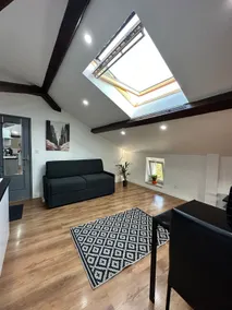 The castle apartment - Image 2