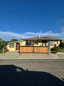 2 bedroom Winnemucca home - Image 5