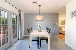 Charming & Bright Home in Lawton minutes to FtSill - Image 3