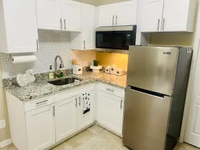 Cozy 1bed/1 bath apartment - Image 3