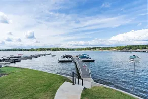The Lakeside Cottage - Image 4