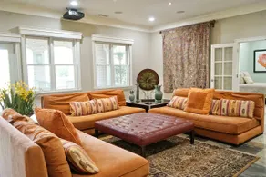 Luxury Suite with Pool, Hot Tub, and Theatre - Image 2