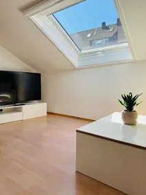 relax with a private parking space - Image 3