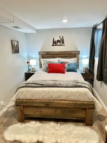 Carrie’s Cozy Condo - sleeps 10 - Image 2