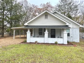 Renovated Calera Farmhouse Home! - Image 2