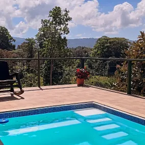 Cabin with a pool and panoramic view - Image 4