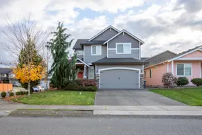 Cozy Family Retreat Home! W/Game Room dog friendly - Image 3