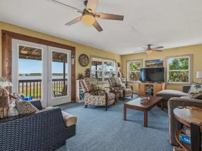 Cozy Waterfront 'Island House' on Live Oak Island! - Image 5