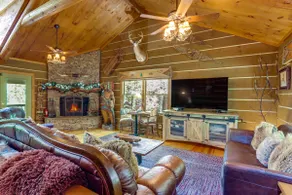 'drifting Feather' Mountain Cabin: Waterfront Deck - Image 5