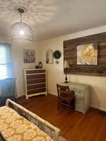 Manville Mid-Century Home - Image 3