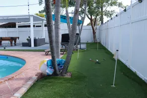 5 min from Chase Stadium | Heated pool | Mini Golf - Image 4