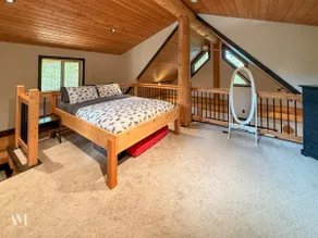 Cozy Cabin - Rural Log Cabin Luxury - Image 3