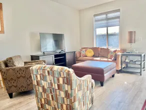 Rockland Park Home: 3BR, Easy Access to Banff - Image 3