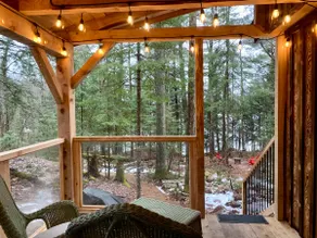 Secluded Lakeside Retreat - Atkins Hideaway - Image 4