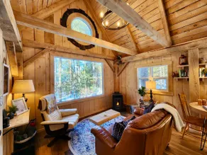 Secluded Lakeside Retreat - Atkins Hideaway - Image 3