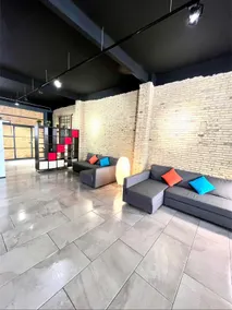 IY Loft 4 - Open Plan Garage Style - Up to 4 people - Image 5