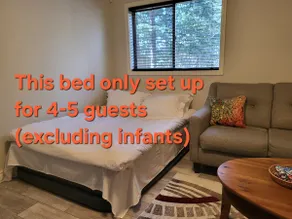 Peaceful suite near the lake - Image 3