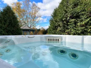Cottage in nature with HOT TUB | Near the Massif du Sud - Image 2