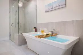 Modern Central 4-BR Home with Private Garage+A/C! - Image 4