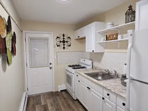 A beautiful 2 bedroom Apartment. - Image 3