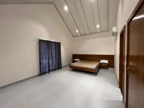 Escape to Peaceful Environment - Image 3