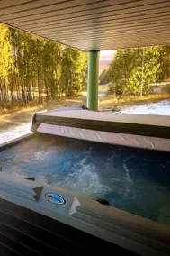 Hibernation Haven+AC+hotub+WIFI+28MlstoYellowstone - Image 4