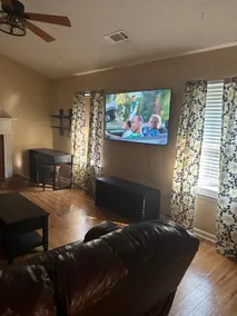 Home away from home - Image 5