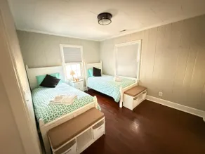 2 bed home 5 minutes to Duke University - Image 3