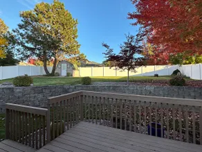 South Hill Retreat - 12 mins to Downtown - Image 5
