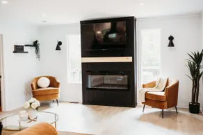 4 season cottage w/ beach, hot tub & more! - Image 4