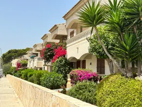 > Camelia< Apartment with large pool - Image 3