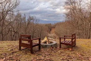 Whiskey Run Cabin: Hot tub, Mt Views, Firepit - Image 2