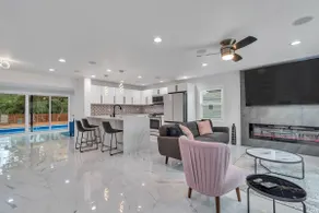 Hidden Gem w/ Heated Pool/ Hot Tub - Image 4