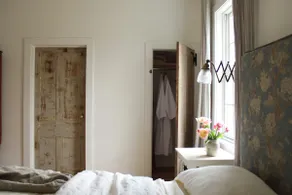 Peaceful Studio Farmstay with Cow Pasture Views - Image 2