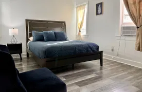 LA Home Near USC | 8 Min to Exposition Park - Image 2