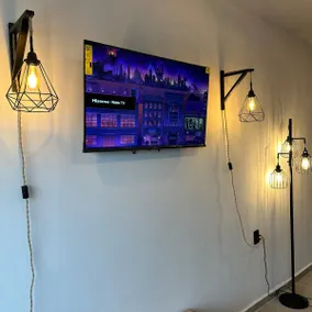 Entire apartment! - Image 4