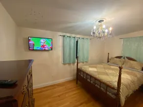 3BR Central Fairfax home; weekly/monthly discount - Image 3