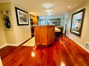 Gorgeous Mediterranean Suite - Image 4