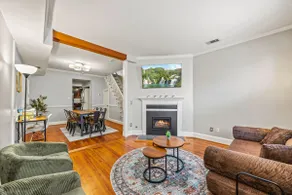 Spacious Hidden Gem “4TVs” Free ParkingMins To DC - Image 2