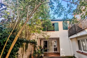Quiet central duplex with AC and free parking - Image 2