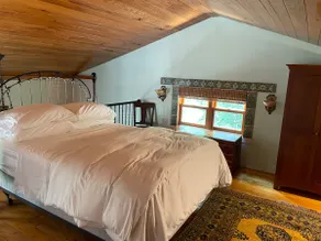 Romantic private cabin w hot tub in Amish Country - Image 4